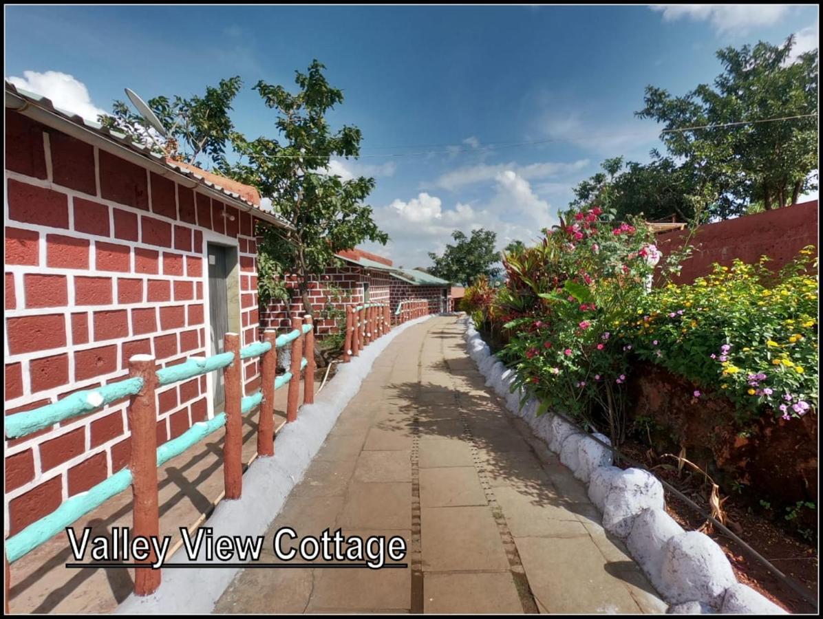 Hotel Exotic Valley Mahābaleshwar Exterior foto