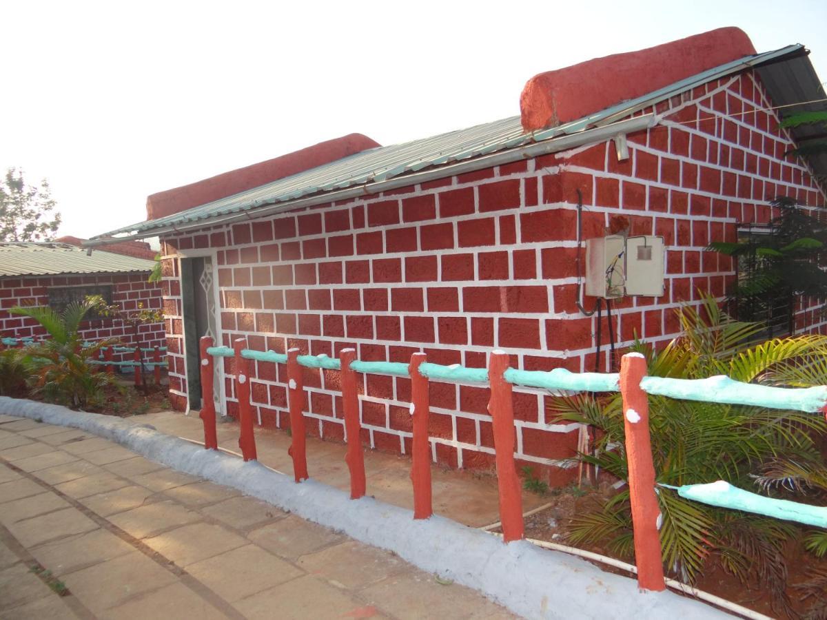 Hotel Exotic Valley Mahābaleshwar Exterior foto