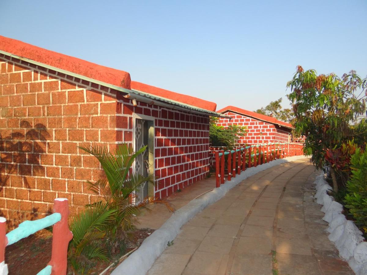 Hotel Exotic Valley Mahābaleshwar Exterior foto