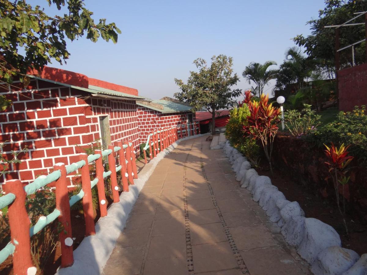 Hotel Exotic Valley Mahābaleshwar Exterior foto