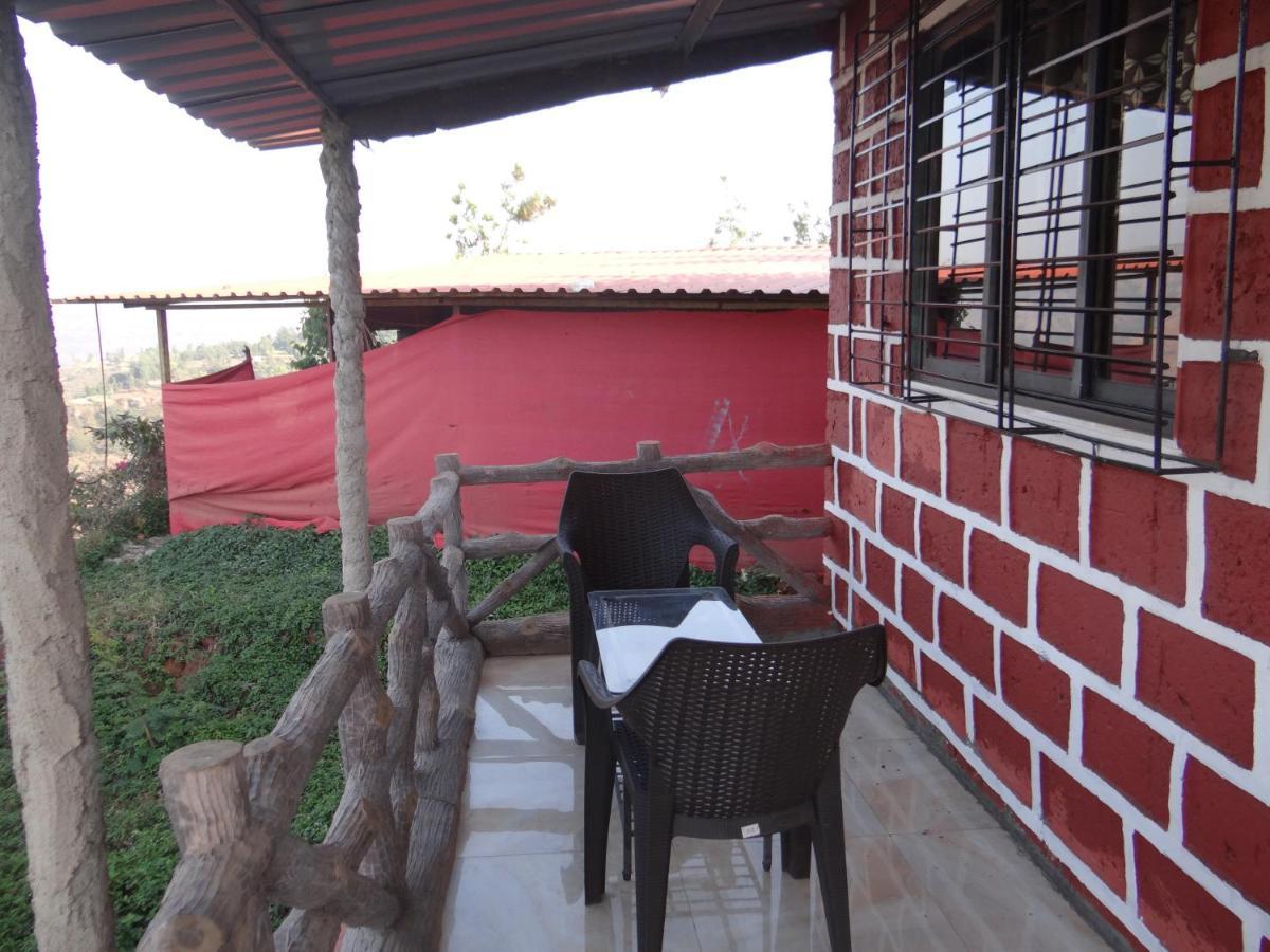 Hotel Exotic Valley Mahābaleshwar Exterior foto