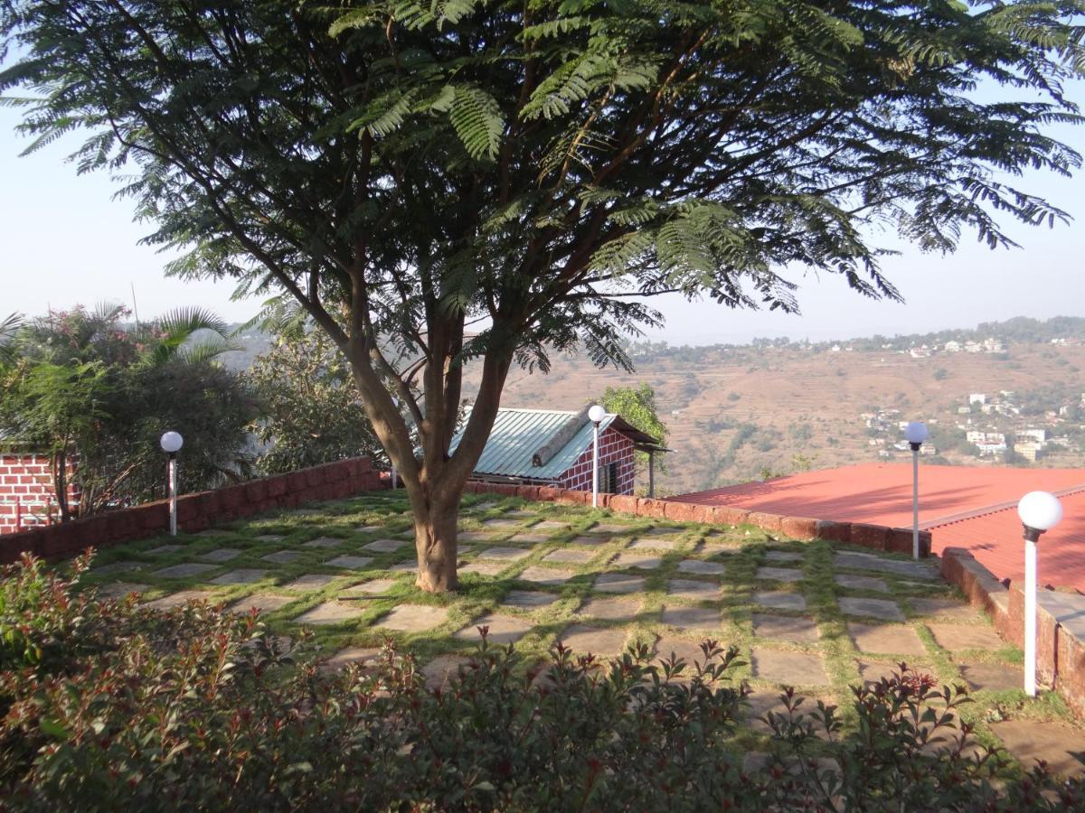 Hotel Exotic Valley Mahābaleshwar Exterior foto